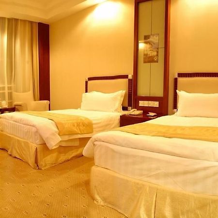 Inner Mongolia Huachen Hotel フフホト エクステリア 写真