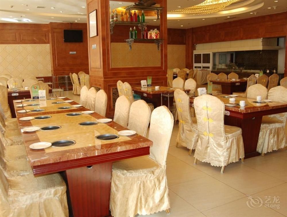 Inner Mongolia Huachen Hotel フフホト エクステリア 写真